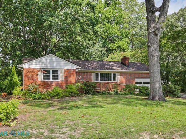 104 Bell Hill Drive , Yorktown, VA 23692