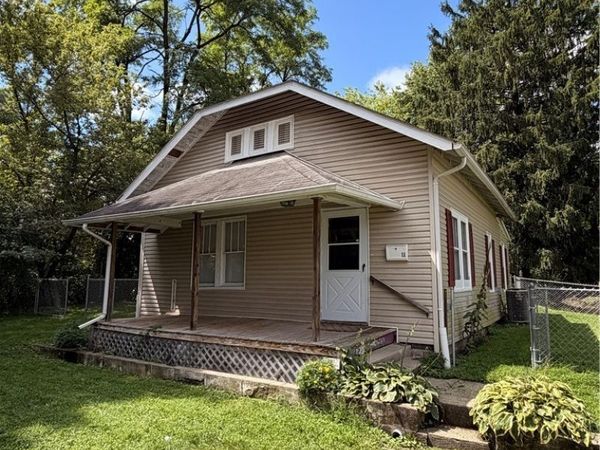 11 N 9th Street , Newark, OH 43055