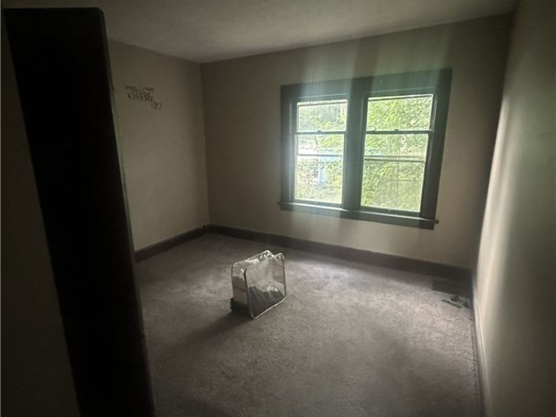 1043 S Webb Avenue, Alliance, OH 44601 Photo 9