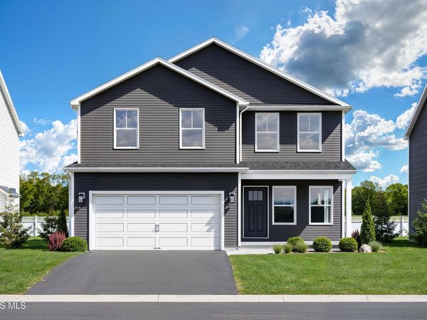 463 Cody Drive , Oregon, OH 43616