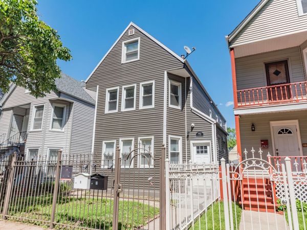 2923 N Avers Avenue , Unit 2, Chicago, IL 60618