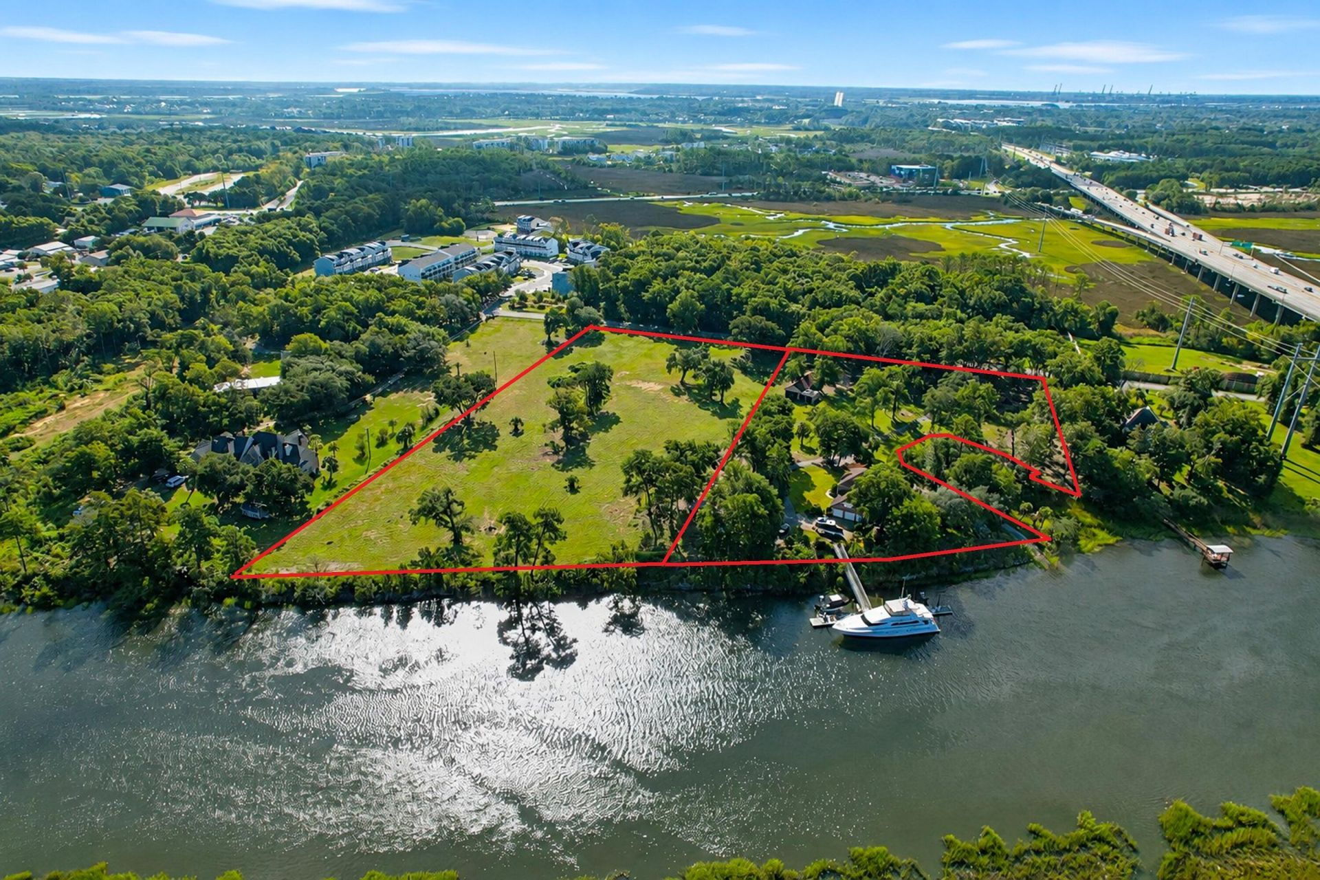 121 Calais Pointe Photo 26