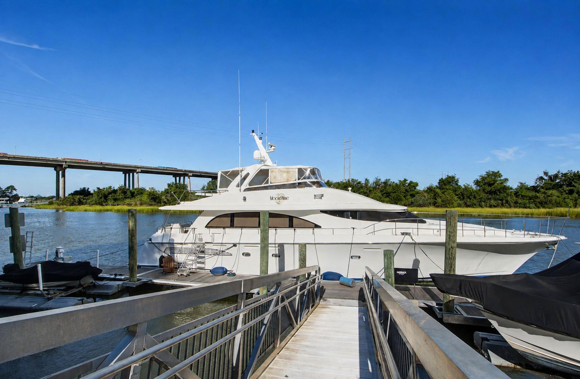 121 Calais Pointe Photo 36