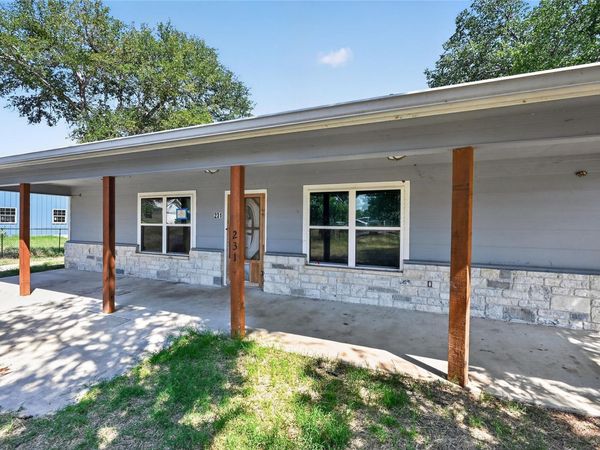 231 Deer DR, Sunrise Beach, TX 78643