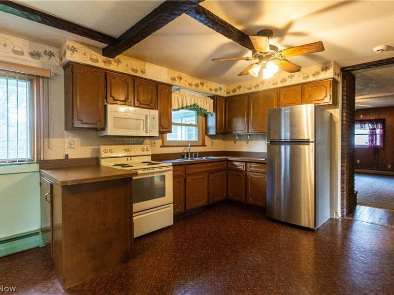 608 Peffer Street, Niles, OH 44446 Photo 6