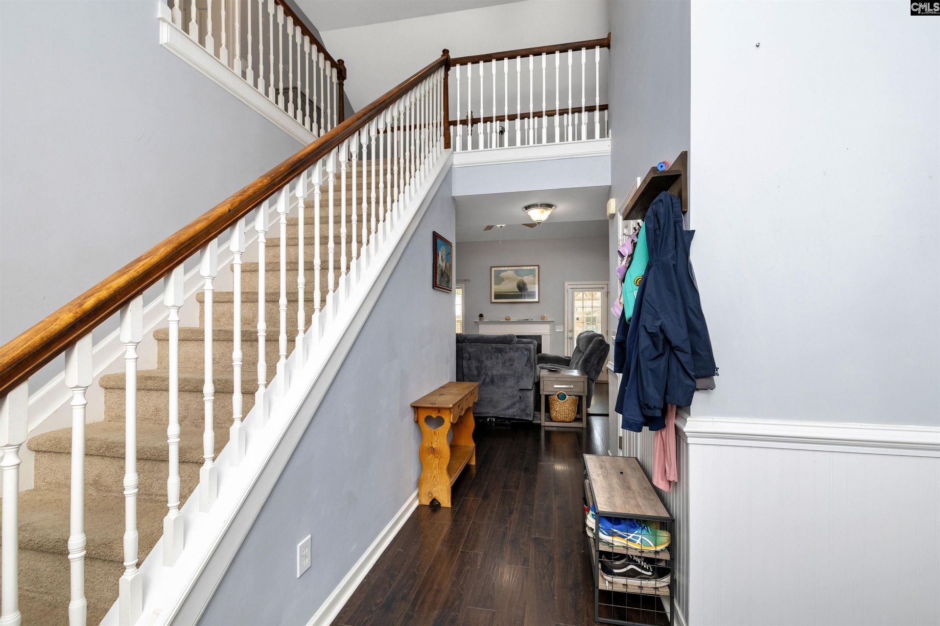 625 Batty Way Photo 4
