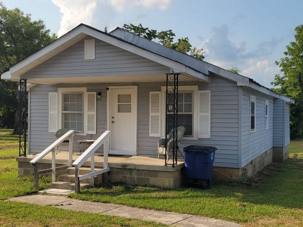 433 Bird St , Shelbyville, TN 37160