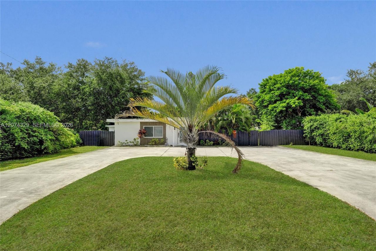 6104 SW 33rd St , Miramar, FL 33023 Photo
