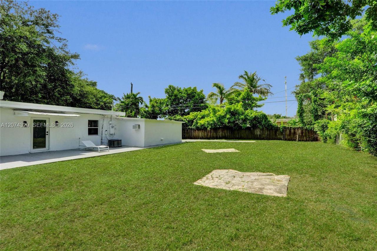6104 SW 33rd St , Miramar, FL 33023 Photo