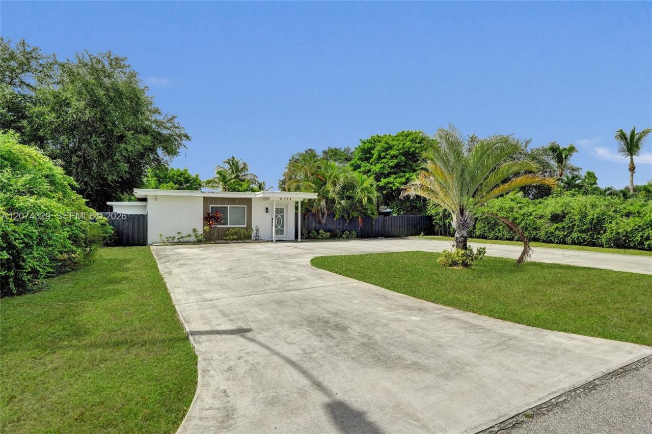 6104 SW 33rd St , Miramar, FL 33023 Photo