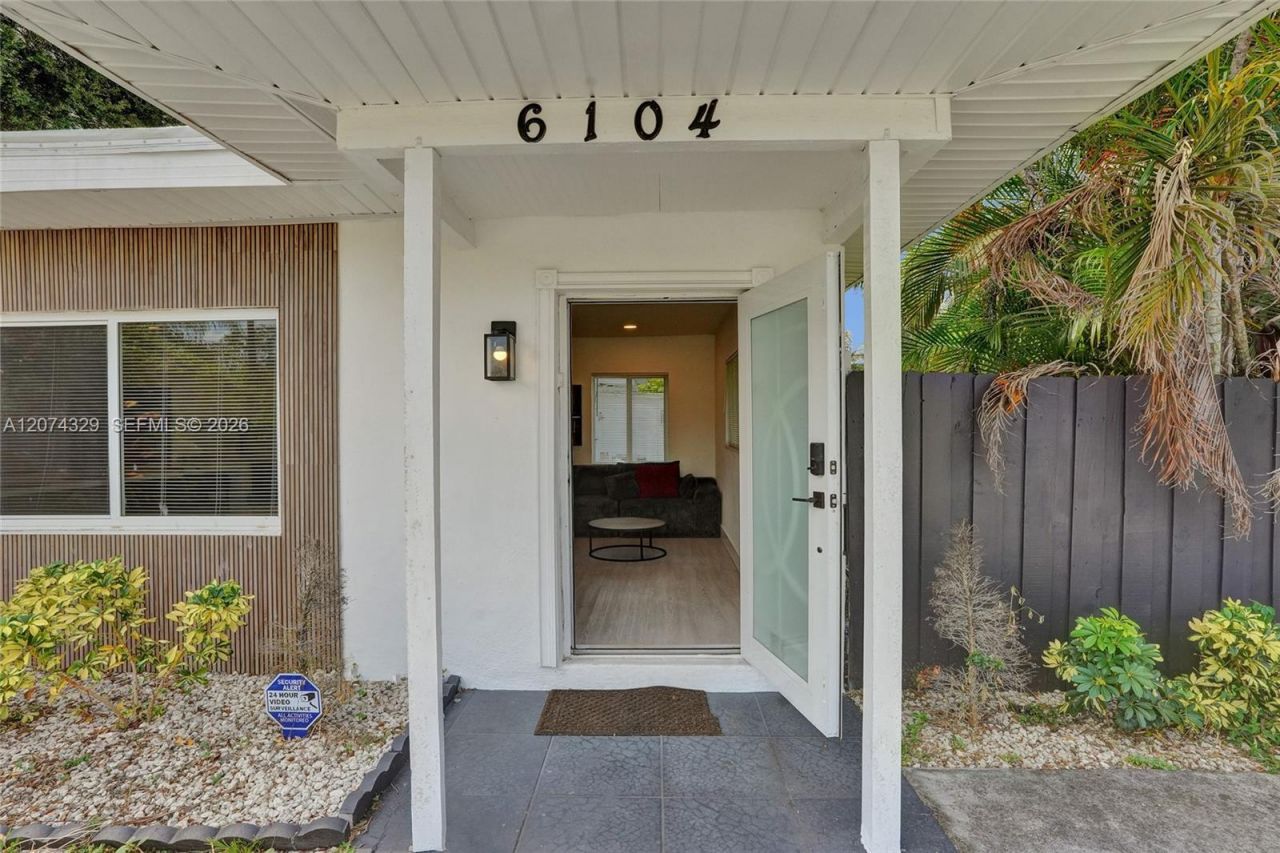 6104 SW 33rd St , Miramar, FL 33023 Photo