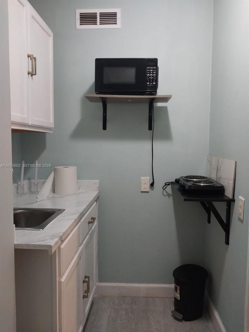 19800 SW 180th Ave  Lot#392, Miami, FL 33187 Photo