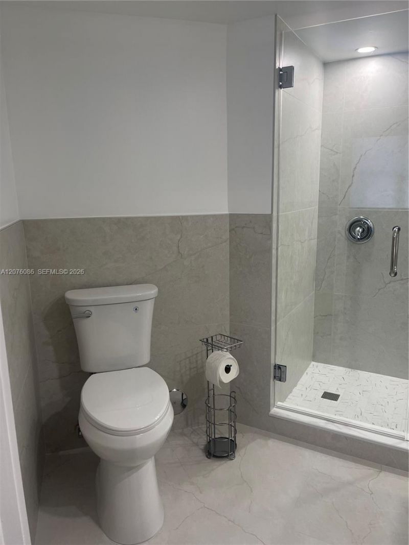 10249 NW 9th St Cir , Unit 108-8, Miami, FL 33172 Photo