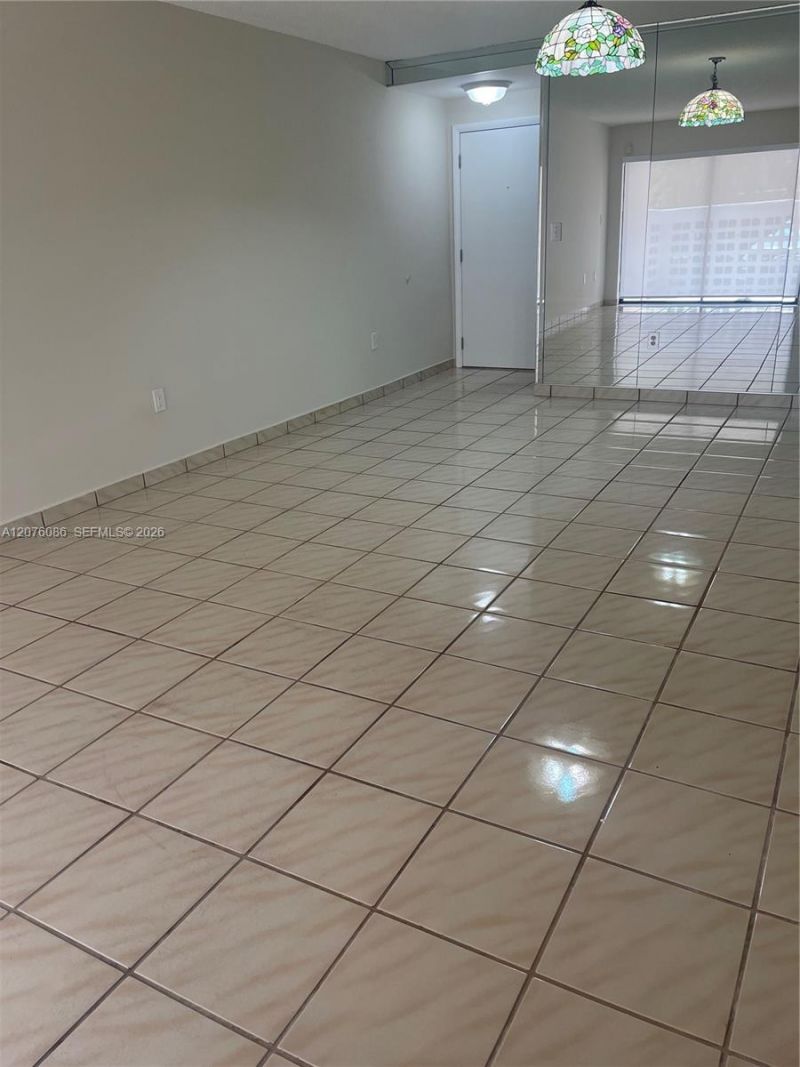 10249 NW 9th St Cir , Unit 108-8, Miami, FL 33172 Photo
