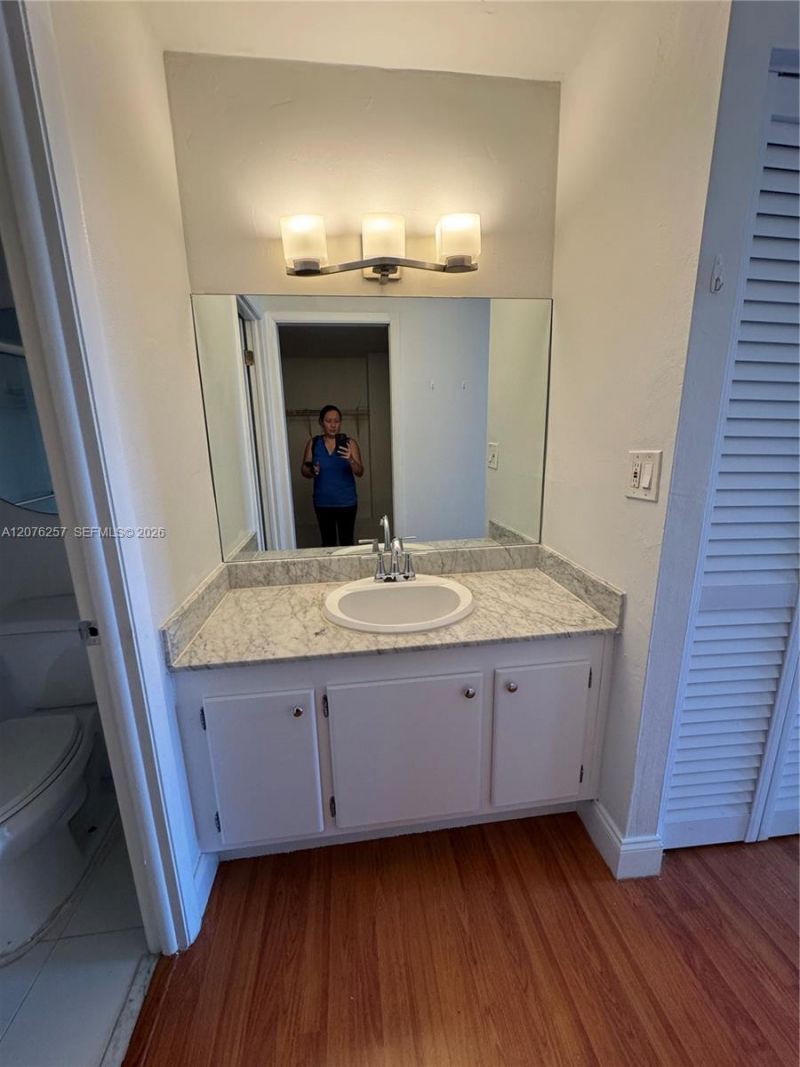1300 NE Miami Gardens Dr , Unit 803E, Miami, FL 33179 Photo