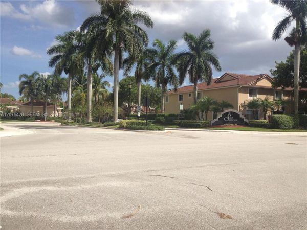 3870 San Simeon Cir , Weston, FL 33331