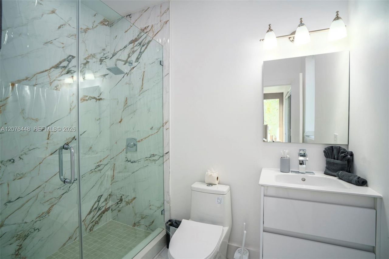1000 N Riverside Dr , Pompano Beach, FL 33062 Photo