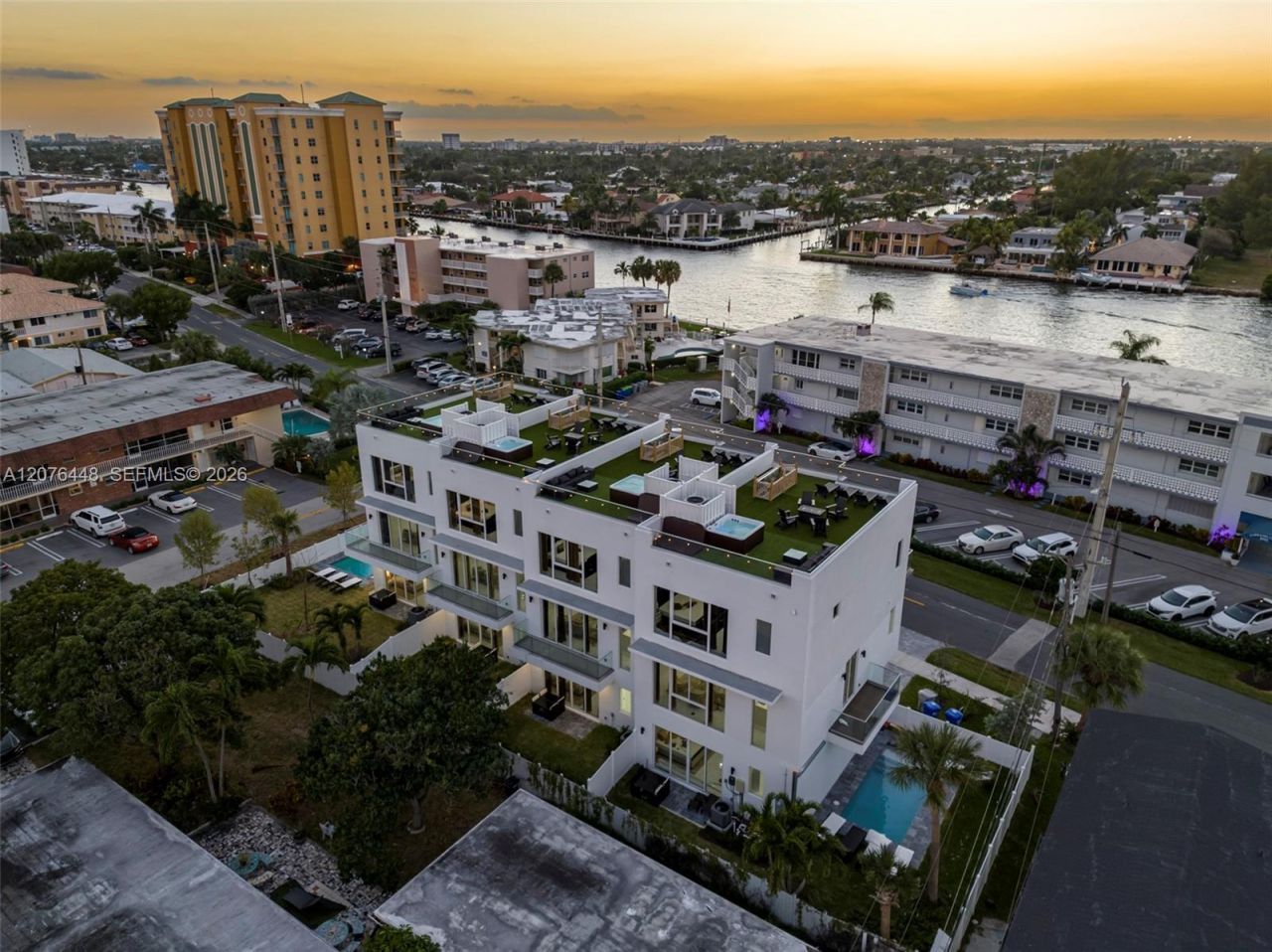 1000 N Riverside Dr , Pompano Beach, FL 33062 Photo