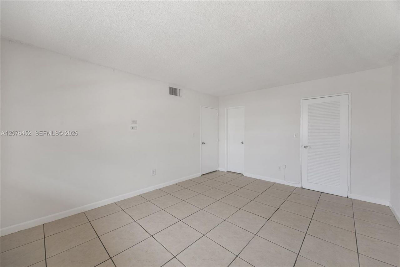 4154 NW 79th Ave, Unit 2A, Doral, FL 33166 Photo