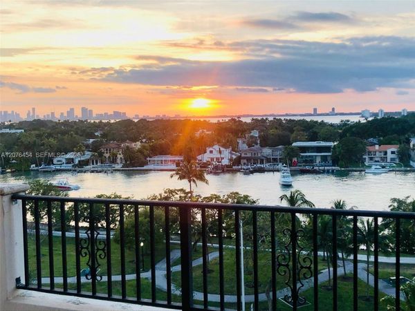 6422 Collins Ave , Unit 804, Miami Beach, FL 33141