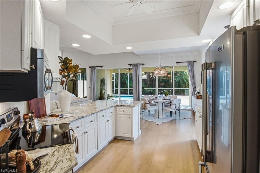 2737 Island Pond Ln, Naples, FL 34119 Photo