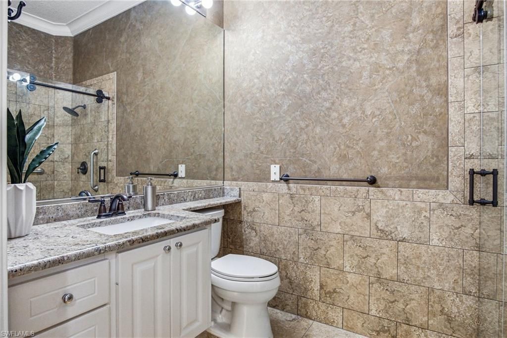 2737 Island Pond Ln, Naples, FL 34119 Photo