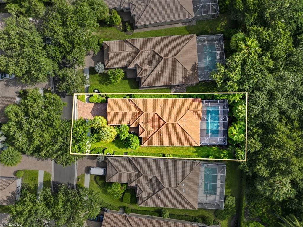 2737 Island Pond Ln, Naples, FL 34119 Photo