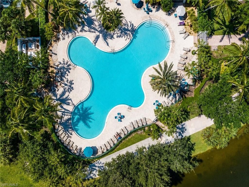 2737 Island Pond Ln, Naples, FL 34119 Photo