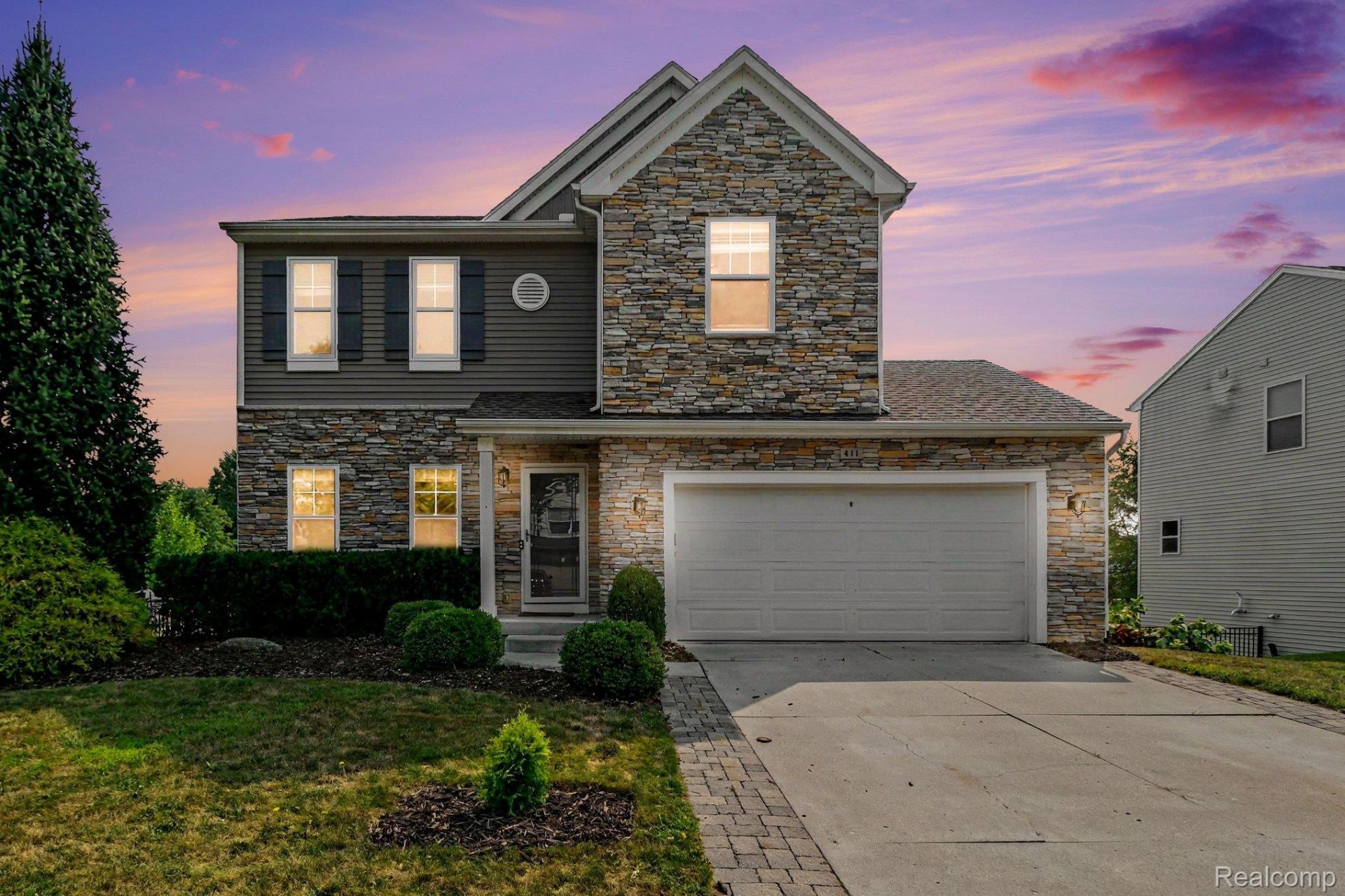 411 Ridgewood Drive S, Brandon Township, Mi 48462 Main Photo