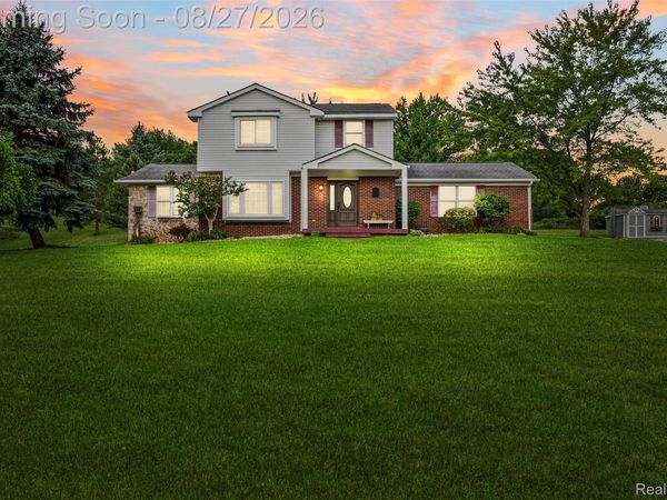 795 Vivian Lane, Oxford Township, Mi 48371