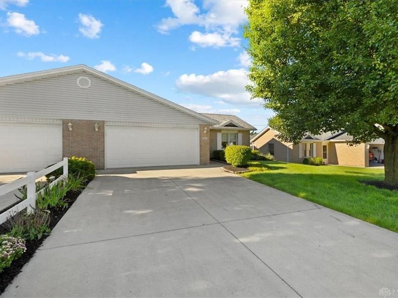 201 Ark Avenue, Greenville, OH 45331 Photo 3