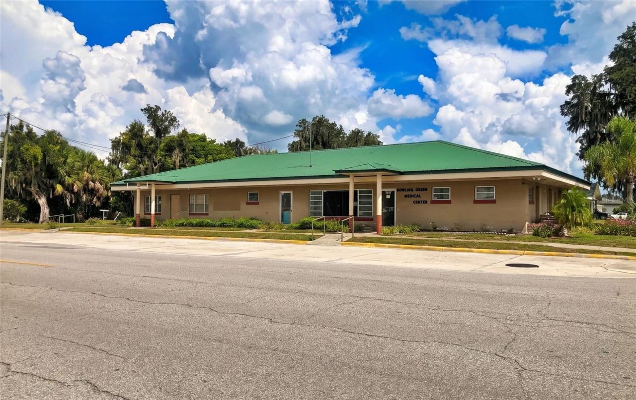 302 W Main Street , Bowling Green, FL 33834 Photo