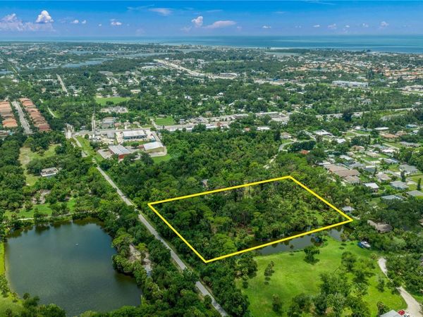 TWIN LAKES AVENUE , Unit B1, NOKOMIS, FL 34275
