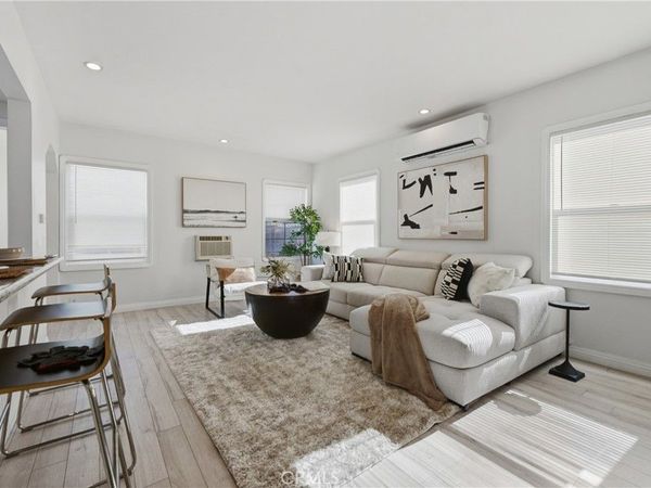 2860 Daisy Avenue, Long Beach, CA 90806