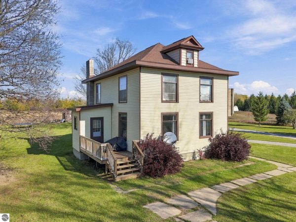 7146 River Road, Evart, MI 49631