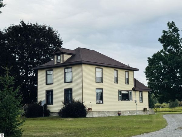 7146 River Road, Evart, MI 49631