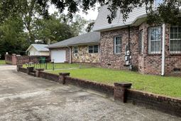 1617 Emanuel St. photo 4