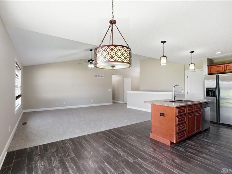 330 Deep Woods Court, Carlisle, OH 45005 Photo 16