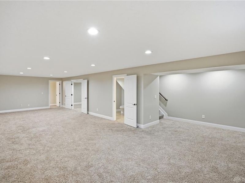 330 Deep Woods Court, Carlisle, OH 45005 Photo 32
