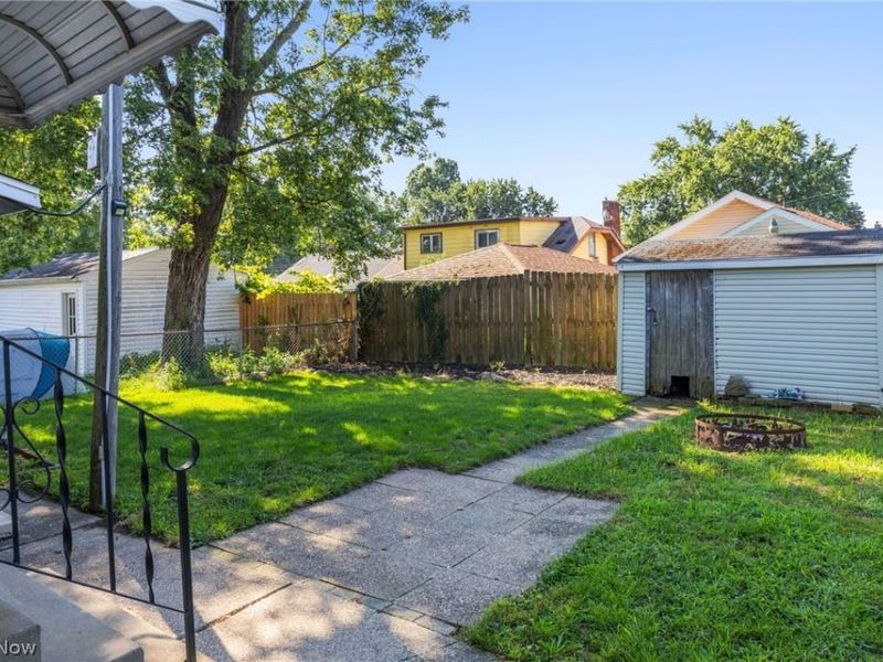 1010 Georgia Avenue, Akron, OH 44306 Photo 4
