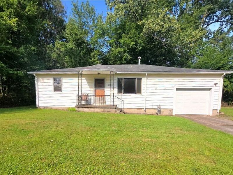6118 Gladys Avenue, Elyria, OH 44035 Photo 20