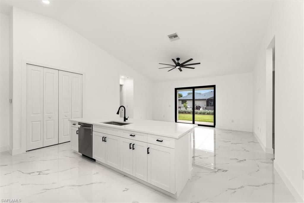 14070 Cedardale St, Fort Myers, FL 33905 Photo