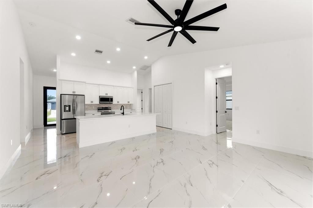 14070 Cedardale St, Fort Myers, FL 33905 Photo