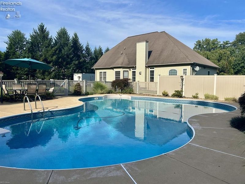 7996 Rice Road, Amherst, OH 44001 Photo 4