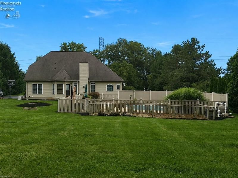 7996 Rice Road, Amherst, OH 44001 Photo 9