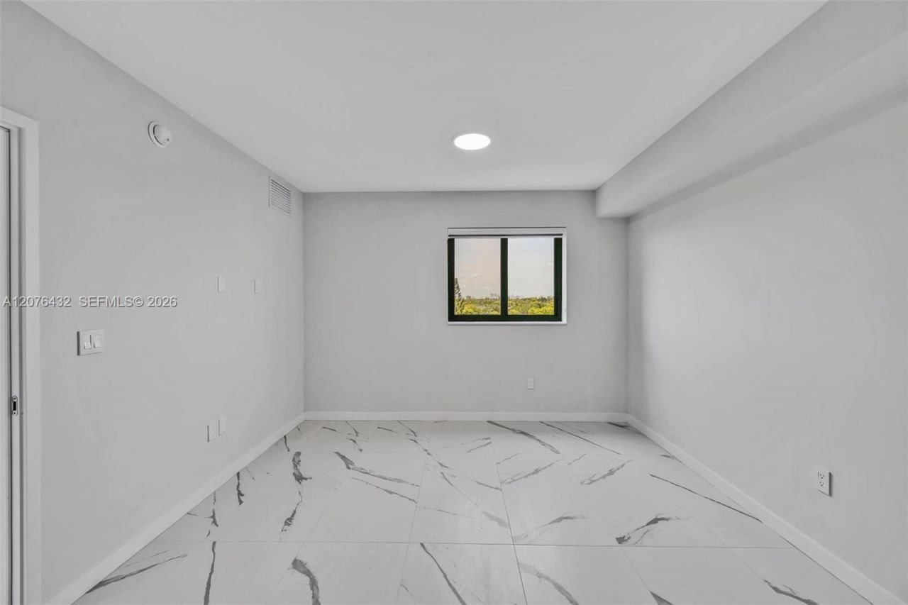 840 NE 130th St , Unit 508, North Miami, FL 33161 Photo