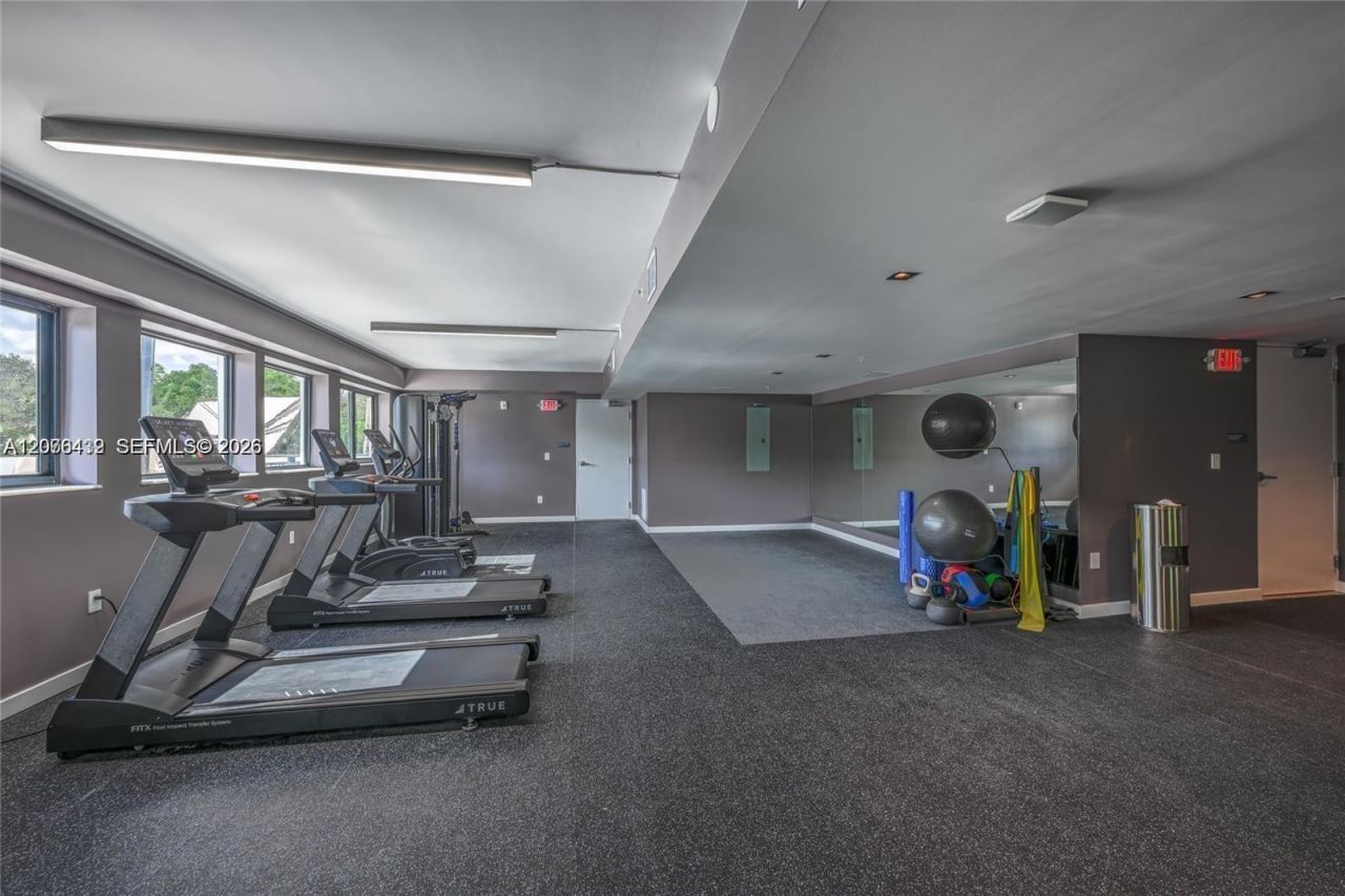 840 NE 130th St , Unit 508, North Miami, FL 33161 Photo