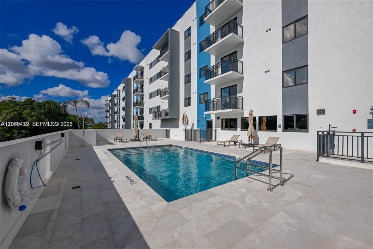 840 NE 130th St , Unit 508, North Miami, FL 33161 Photo