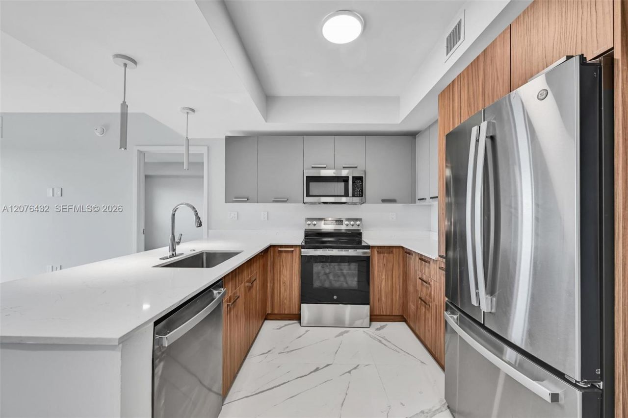 840 NE 130th St , Unit 508, North Miami, FL 33161 Photo