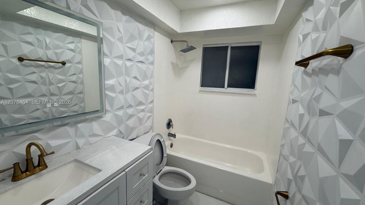 7701 SW 88th St, Unit B330, Miami, FL 33156 Photo